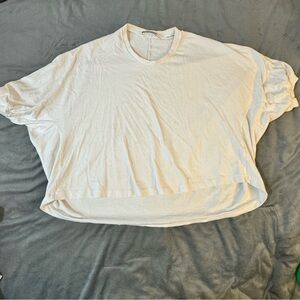 Zara Soft White Top

#1115